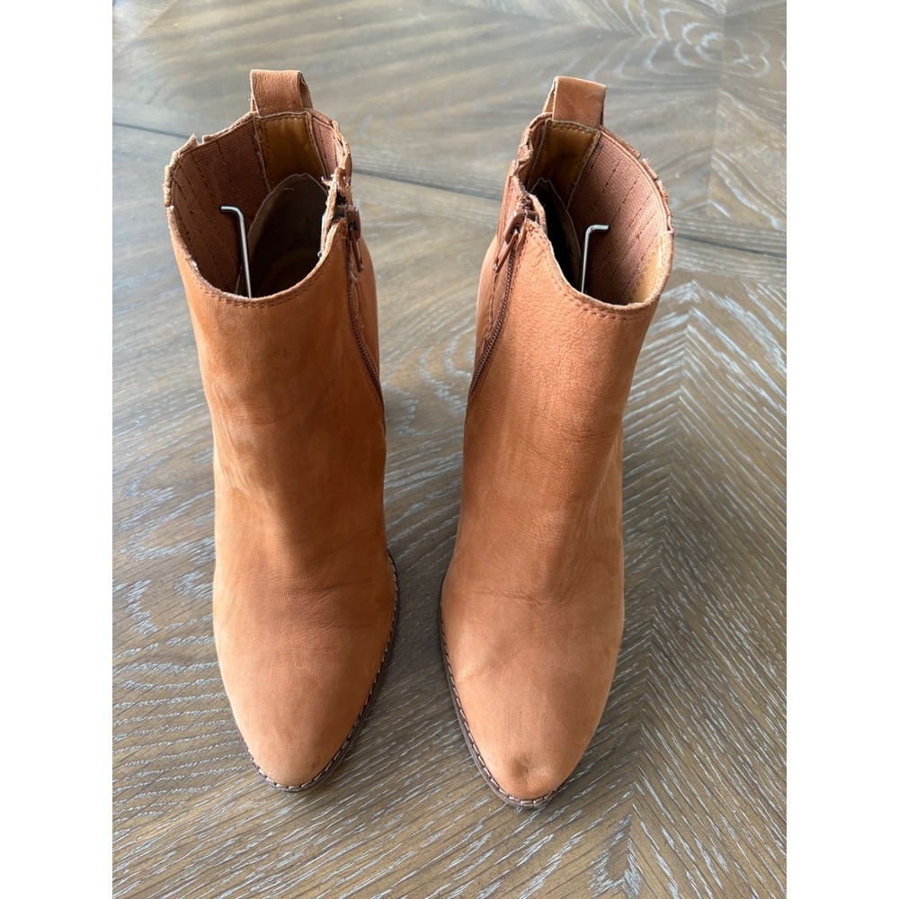 lucky brand Women's leather ankle boots size 8.5‎